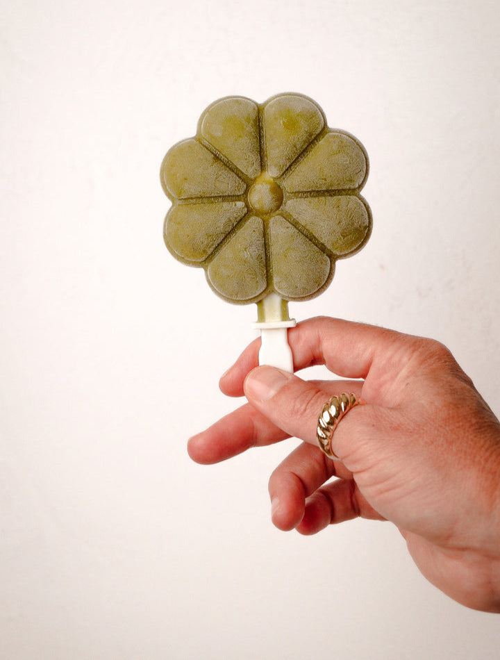 LEARN HOW TO MAKE MATCHA POPSICLES!